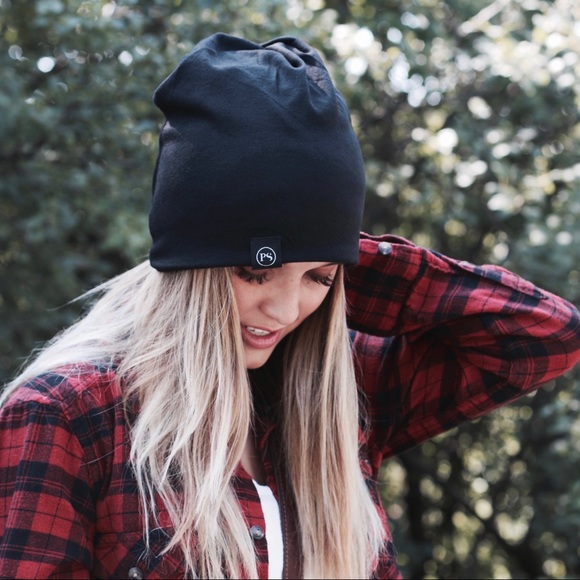 2/$25—SOFT SOLID OR PRINTED MESSY BUN BEANIES!! BRAND NEW!! FANTASTIC QUALITY!! - Picture 4 of 7